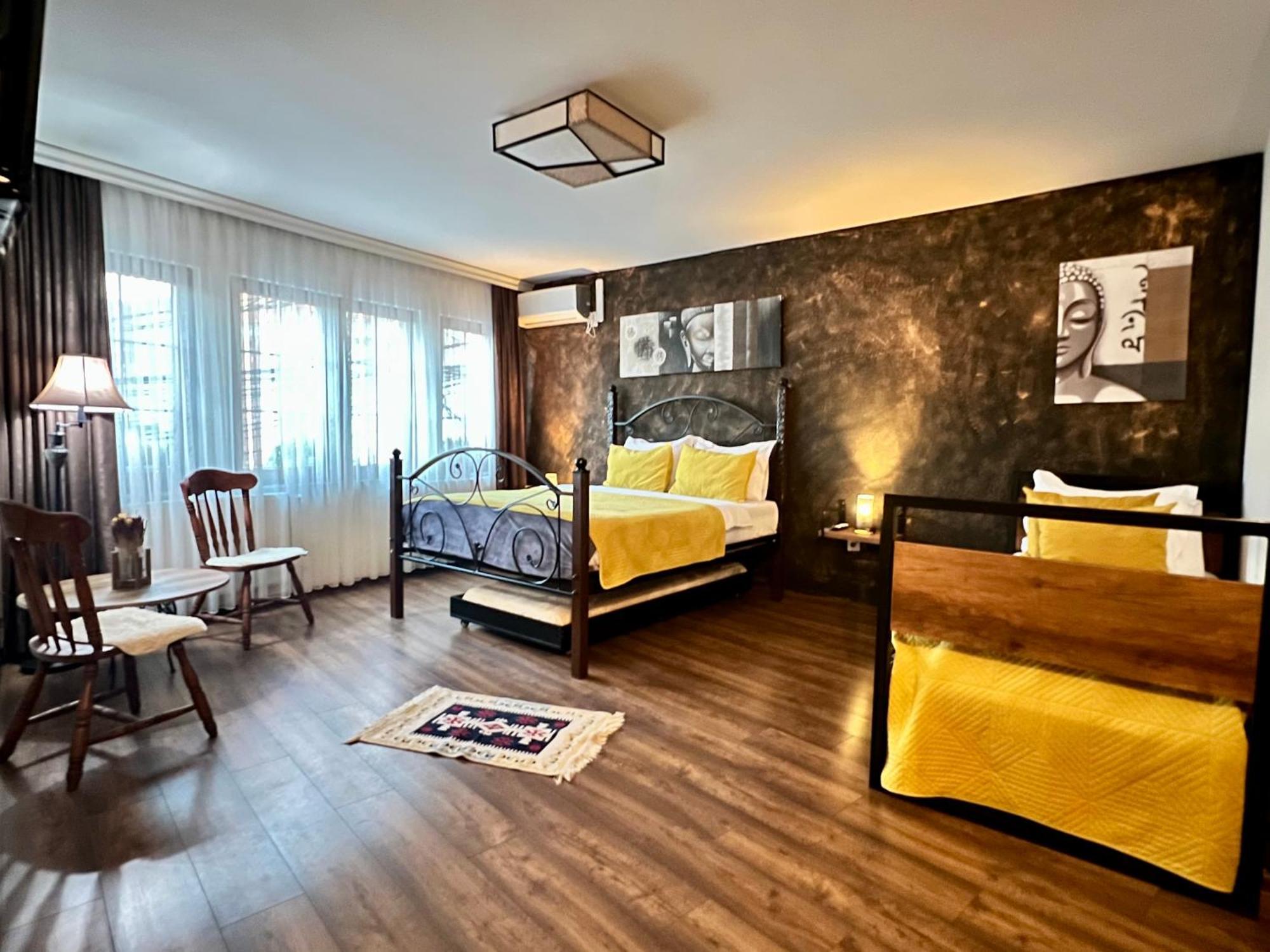 Hotel Fjorr Прізрен Екстер'єр фото